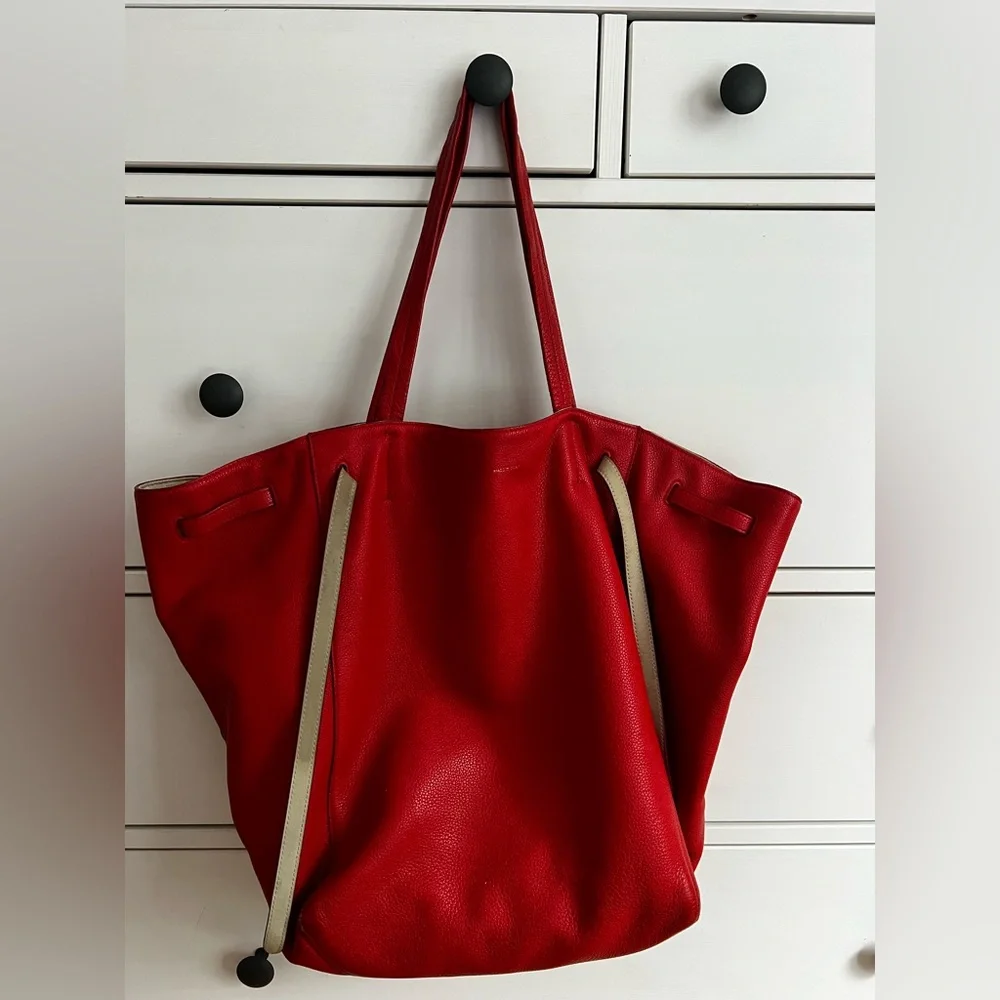 Céline Phantom Cabas - Picture 2 of 12